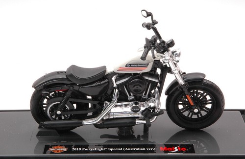Modellino moto scala 18 - moto, 1:18